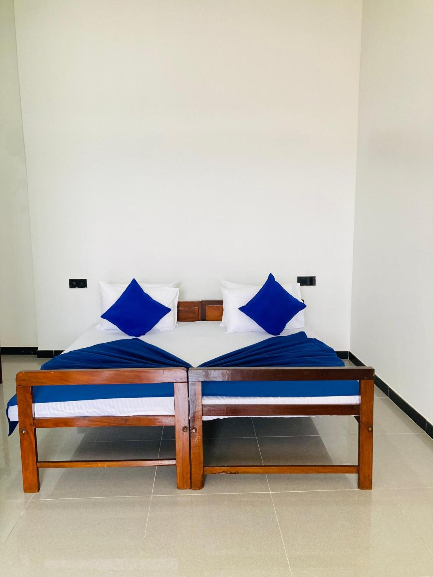 Sunset Beach Villa Galle Extérieur photo